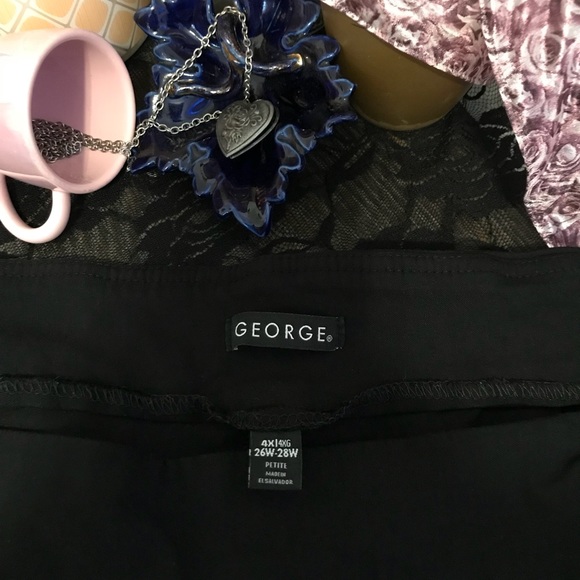 SOLD 4X (26-28)Petite pull up black slacks - Picture 3 of 6